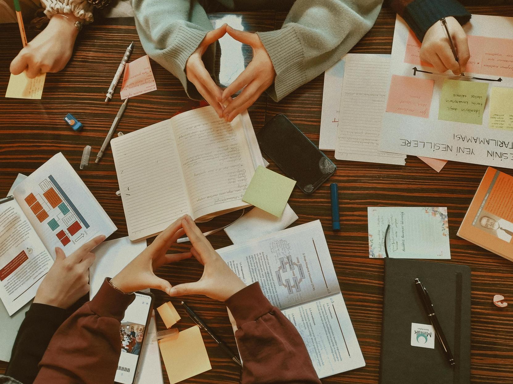 Como Passar em Concursos: Estratégias de Estudo e Técnicas de Memorização para Maximizar Seu Desempenho