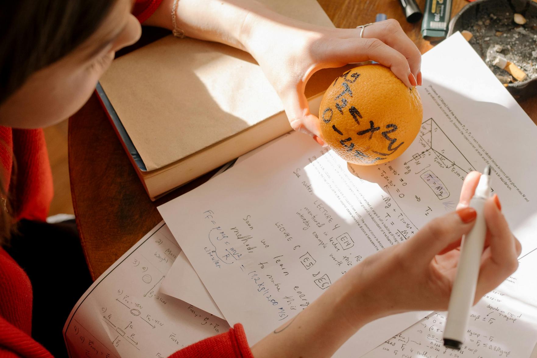 Estratégias Infalíveis para Passar em Concursos: Dicas e Materiais de Estudo Essenciais