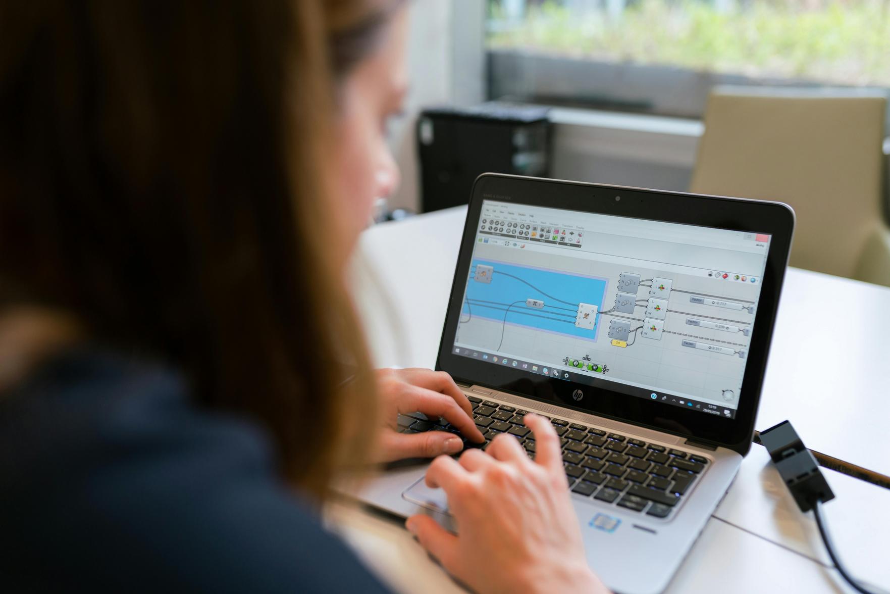 Melhores Cursos Online em Tecnologia para Impulsionar Sua Carreira